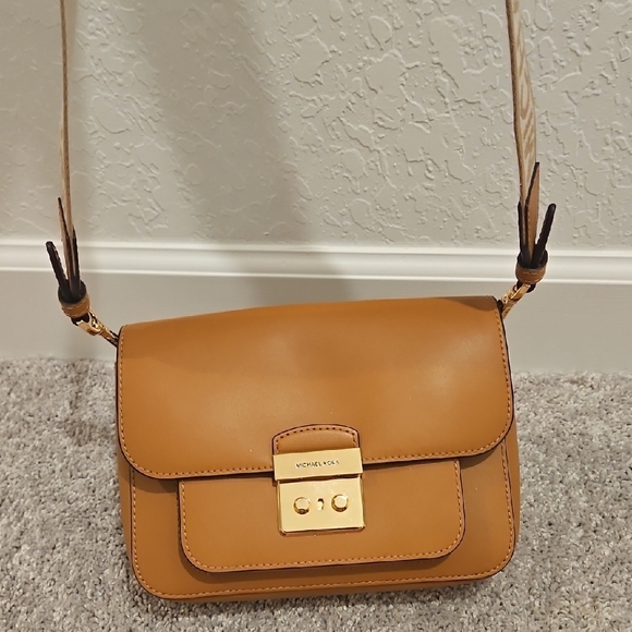Michael Kors Brown Crossbody Bag with Gold Accents - Picture 6 of 10